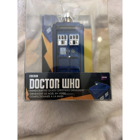 NEW Dr‎ Doctor Who TARDIS 11cm Tall Glass Christmas Ornament - Picture 6 of 6